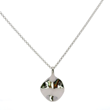 Elegant Silver Pendant Necklace